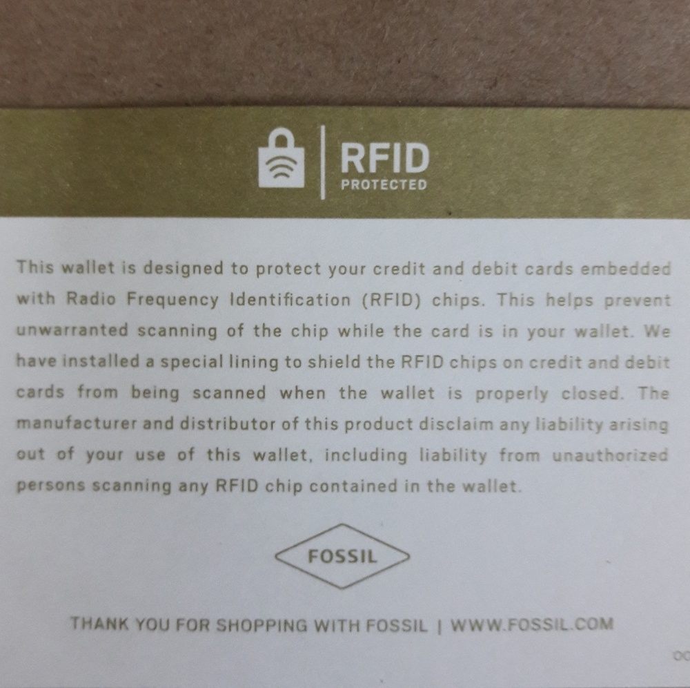 NWT FOSSIL RFID PROTECTED WALLET CASE ORGANIZER - Picture 7 of 7